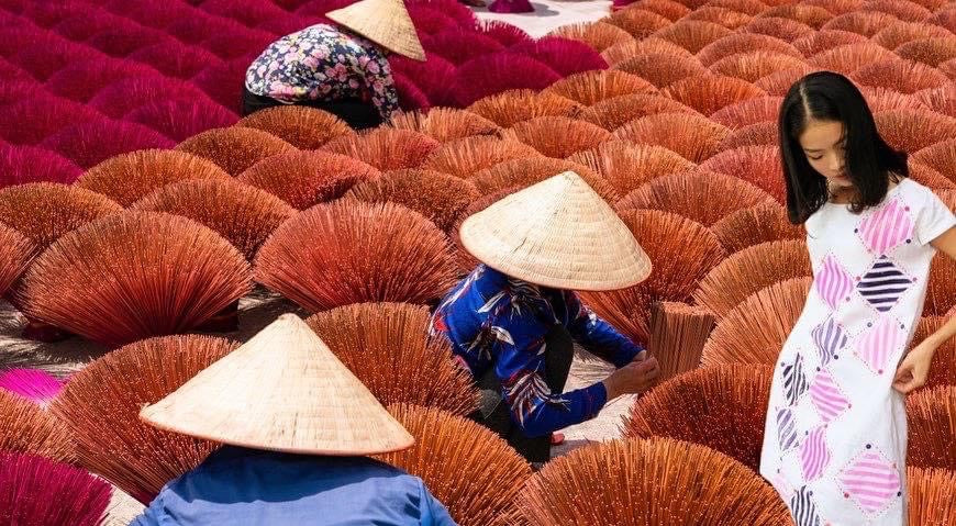 Quang Phu Cau Village: A Colorful Haven for Incense Stick Lovers
