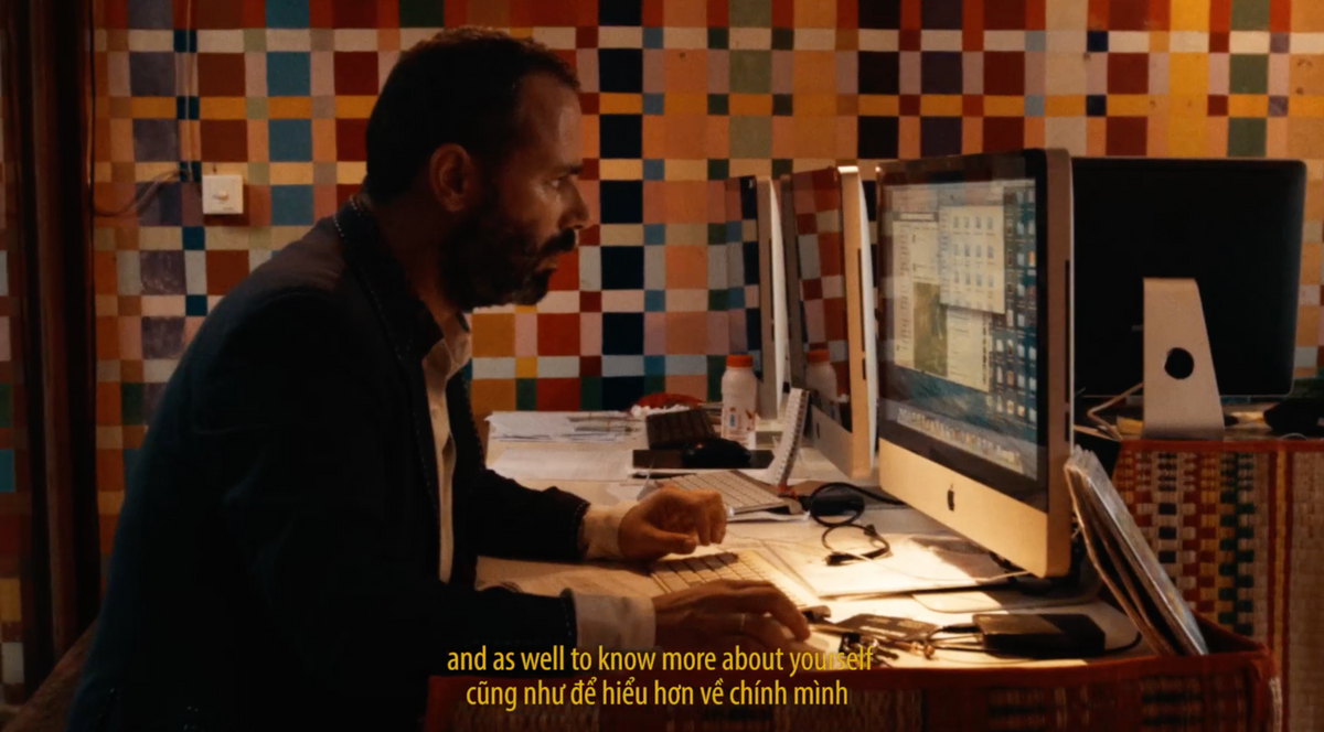 Diego Cortizas at work at his desk in the Chula studio