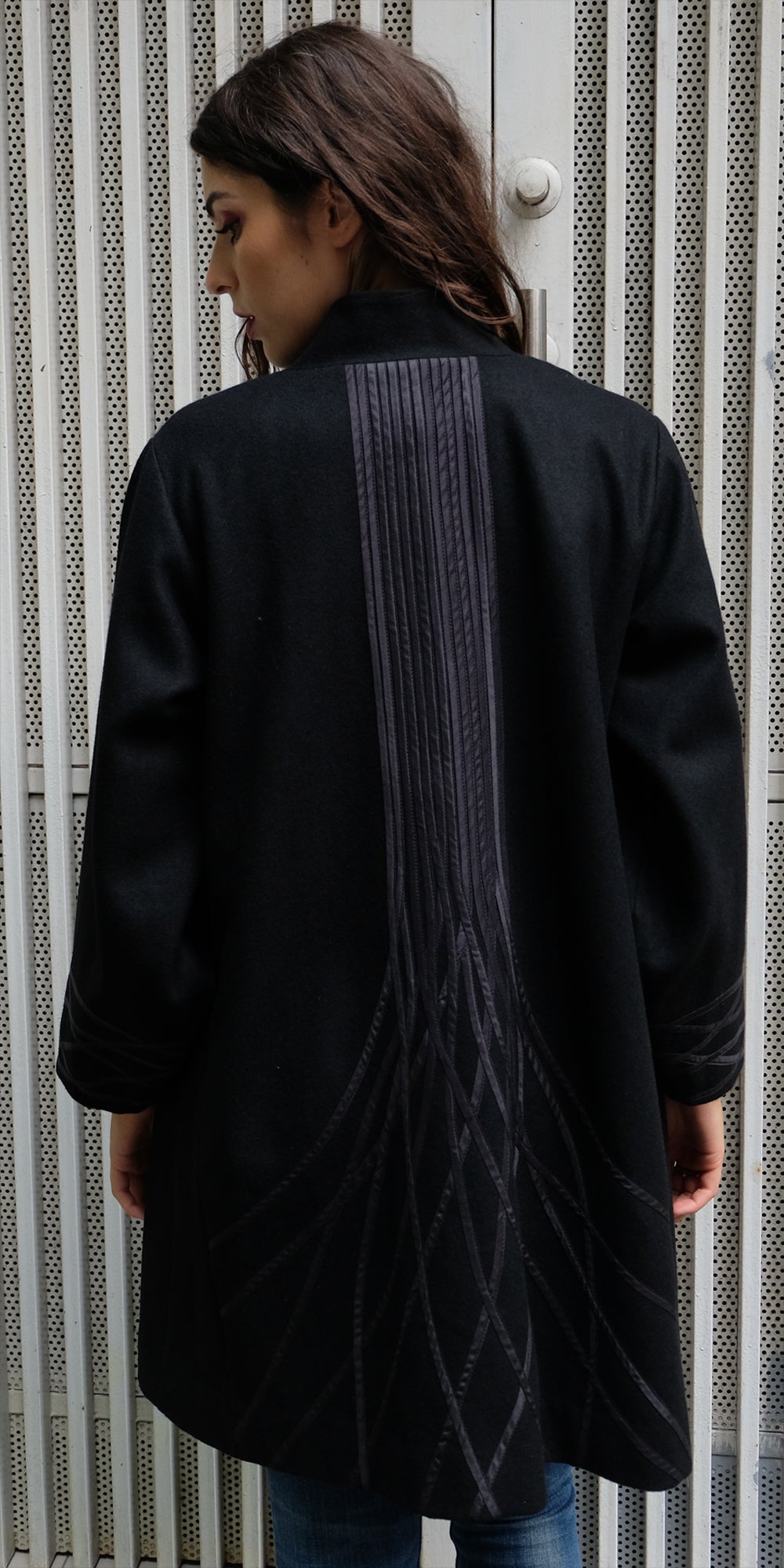MN24 Black lines Kimono